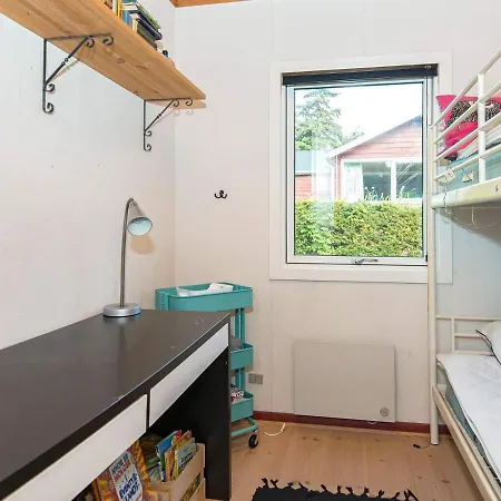 Holiday home 6 Person In B Rkop
